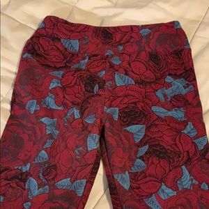 Large red and teal LulaRoe leggings